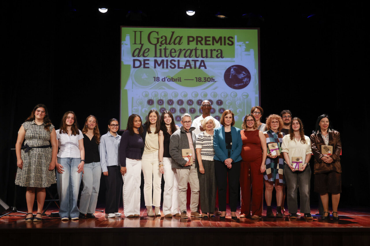 La gala celebró la creación literaria y premió a autores destacados.