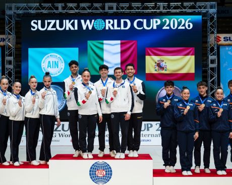 Gimnastas del Club Abetmar en el podio de la Suzuki World Cup 2026