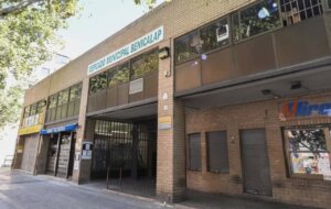 Fachada del Mercado Municipal de Benicalap en Valencia