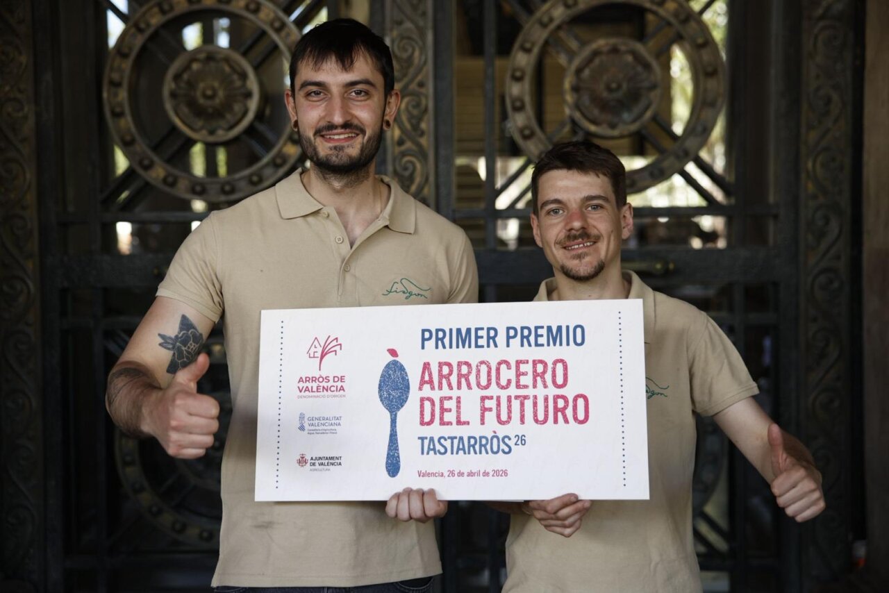 Néstor López y Carlos Monge celebrando su premio en TastArròs