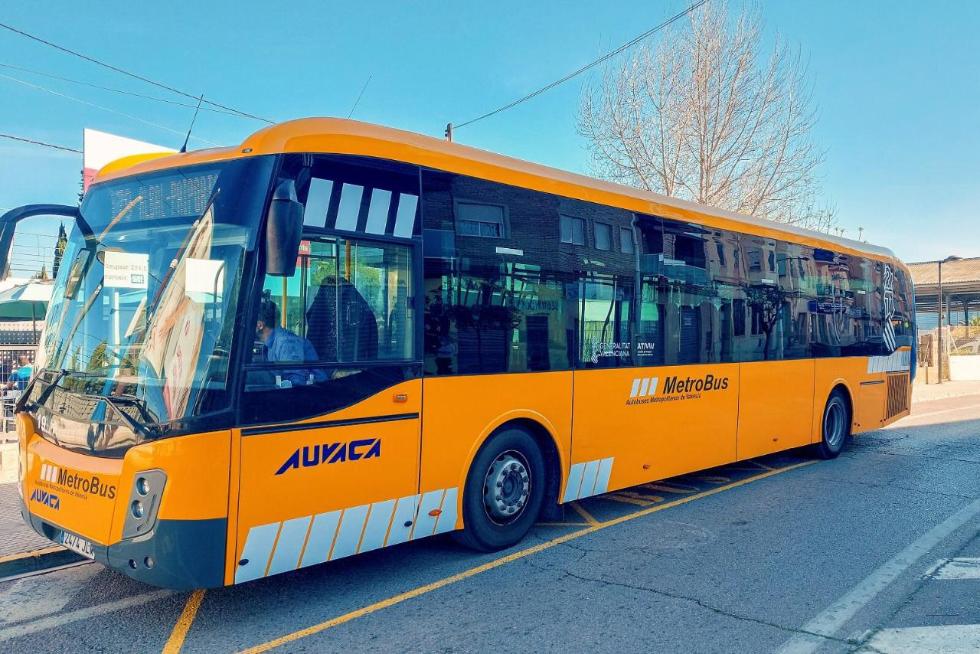 Autobús de MetroBus en el Parque Tecnológico de Paterna