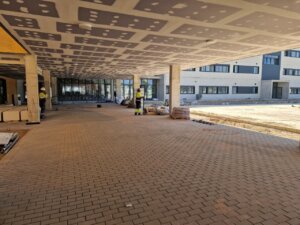 Vista del interior del nuevo IES La Patacona en construcción