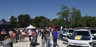 Multitud en jornada de puertas abiertas de la Policía Local de Mislata