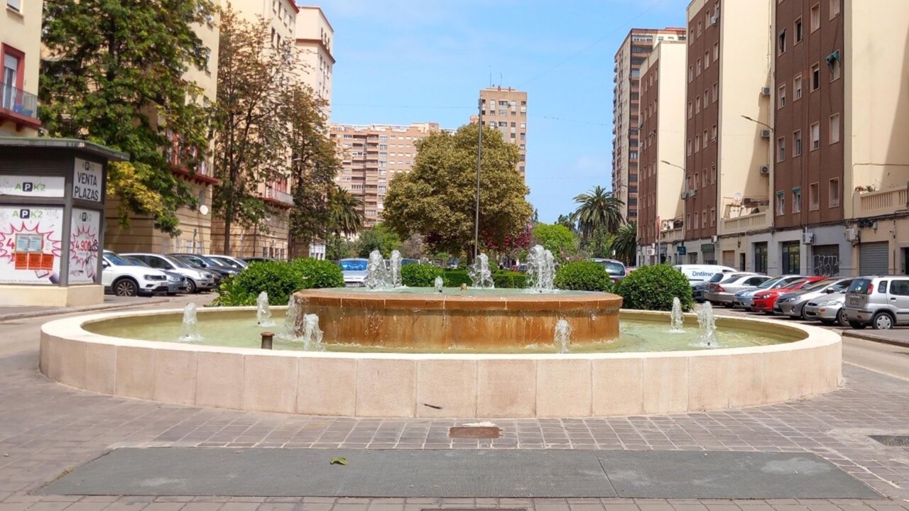 Fuente de L'Alguer en València después de su rehabilitación