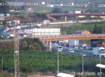 Vista de tráfico lento en la A-7 a la altura de Torrent por un accidente