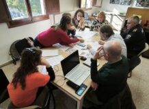 La comisión técnica se reúne para discutir proyectos de reconstrucción en Benetússer.