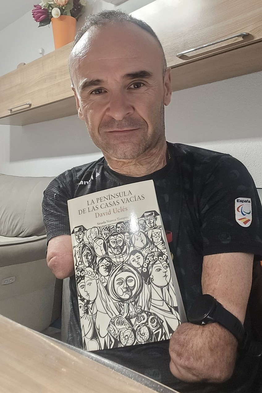 Ricardo Ten comparte su lectura para el Día del Libro.
