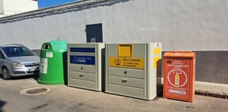 Contenedores de residuos orgánicos y reciclables en Tavernes Blanques