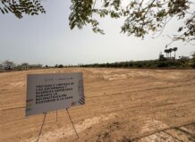 Cartel informativo sobre la limpieza de escombros en Picanya