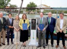 València firma un acuerdo para instalar puntos de carga para barcas eléctricas en l'Albufera.
