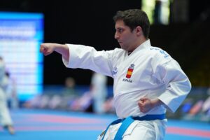 Carlos Huertas conquista la plata europea de para-karate en Frankfurt