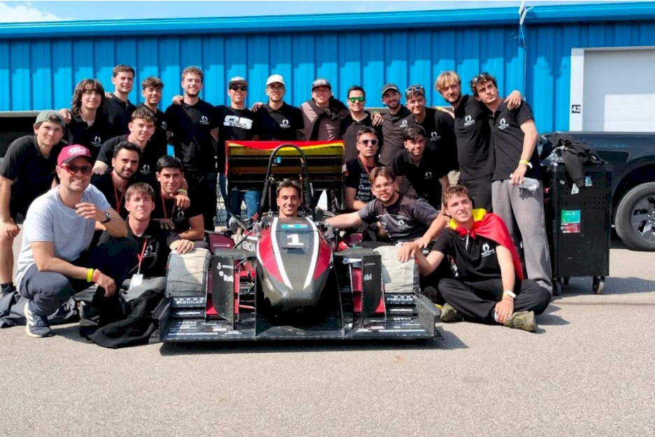 La UPV revalida su título internacional al ganar por segundo año consecutivo la Formula SAE Michigan en la categoría de combustión