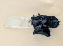 Un preso de la cárcel de Picassent agrede a dos funcionarios Cristal confiscado en la cárcel de Picassent envuelto en tela negra