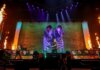 Dani Martín abarrota el Roig Arena con un viaje "intenso y emotivo" por sus 25 años de carrera Dani Martín en concierto en el Roig Arena con llamas de fondo