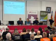 UV y Mancomunitat inciden en la necesidad de saber el riesgo de inundaciones en los pueblos de l’Horta Sud Reunión sobre la resiliencia social frente al riesgo de inundación en Horta Sud.