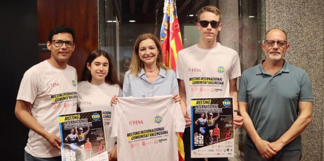 Participantes del meeting internacional de atletismo adaptado en Torrent