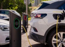 Más puntos y mejores cargadores para vehículos eléctricos en Burjassot con la renovación de su red municipal Cargadores eléctricos para vehículos en Burjassot con coches conectados