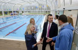Inauguración de la climatización en la piscina municipal de Puçol
