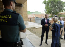 Aldaia, Massamagrell, Picassent y Puçol se benefician del plan de la Diputación para reformar cuarteles de la Guardia Civil El presidente de la Diputación visita el cuartel de Puçol para anunciar reformas.