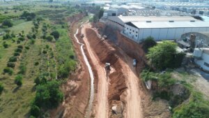 Obra de refuerzo en el barranco del Poyo en Torrent