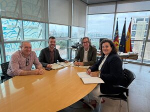 El Ayuntamiento de El Puig se reúne con la Generalitat para discutir un centro de día.