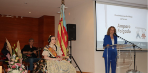 Torrent viste de gala la literatura valenciana con la entrega de premios de los II Jocs Florals «Torrent Gran Ciutat»