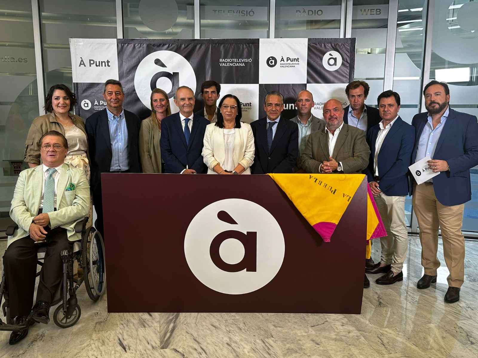 À Punt supera los 1,4 millones de espectadores con más de cien emisiones taurinas en un año