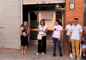 La asociación de familias divergentes abre las puertas de su sede institucional en Picassent