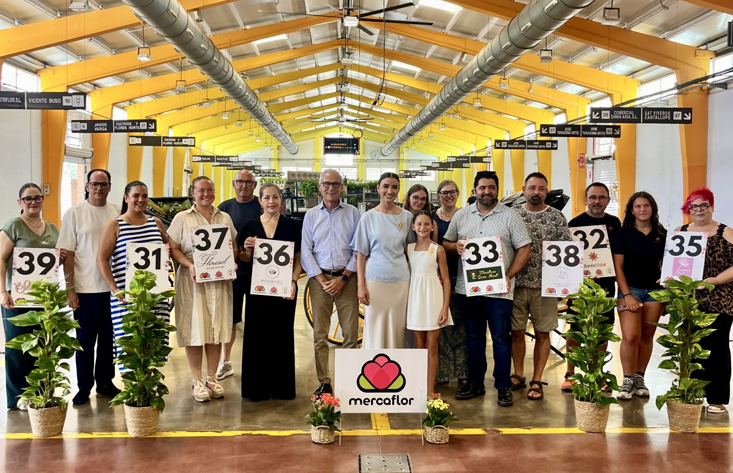 concurso de calesas de flor natural de la batalla de flores de Valencia