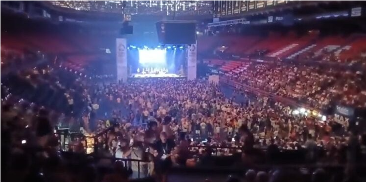 Valencia clausura los Gay Games XII y cede el testigo internacional a Perth 2030