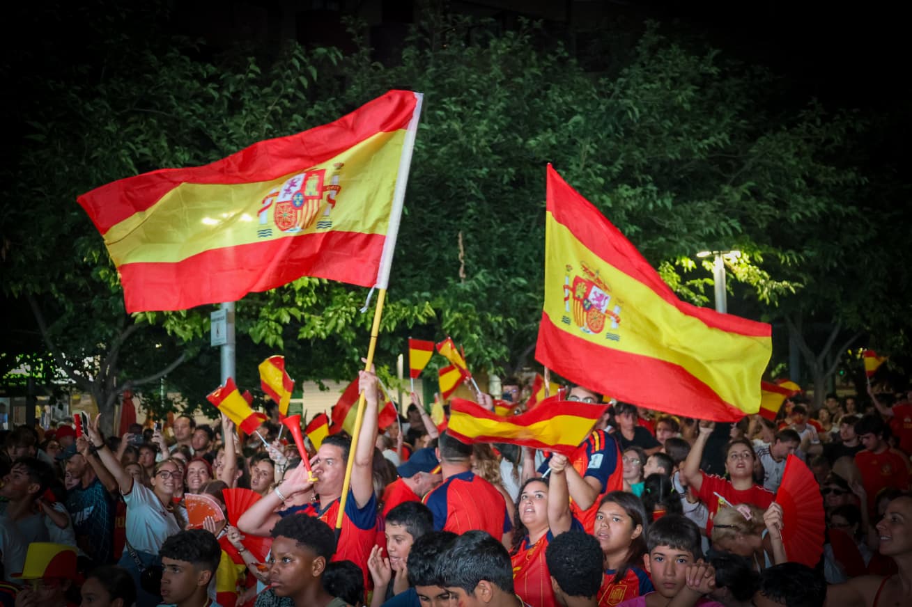 Torrent celebra con España su segunda estrella del Mundial, 16 años después, en una noche histórica