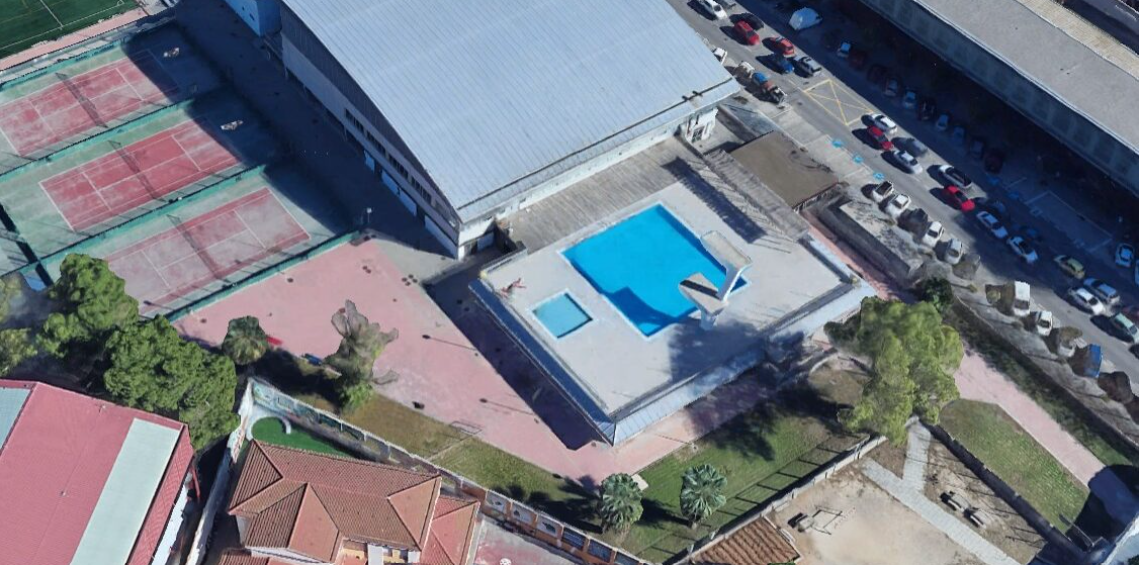 Sanidad cierra la piscina de Nazaret en Valencia por contaminación de aves