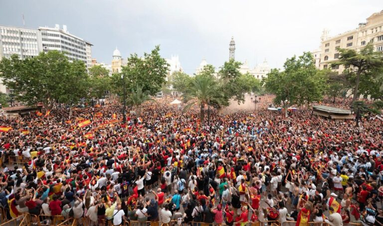 Valencia disfruta con la victoria de España en el Mundial de fútbol