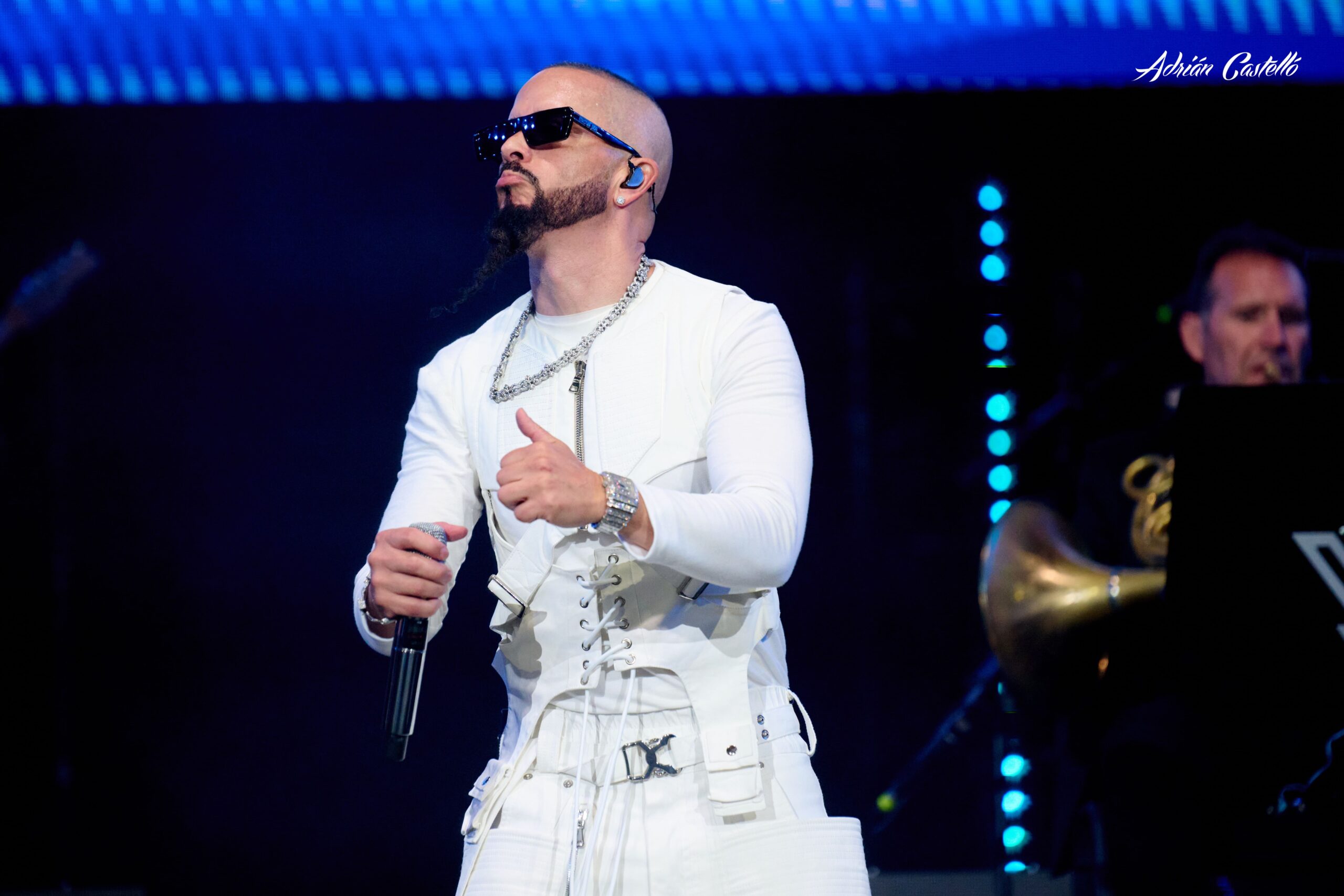 Yandel Sinfónico@Roig Arena Foto: @adriancastellofotografo