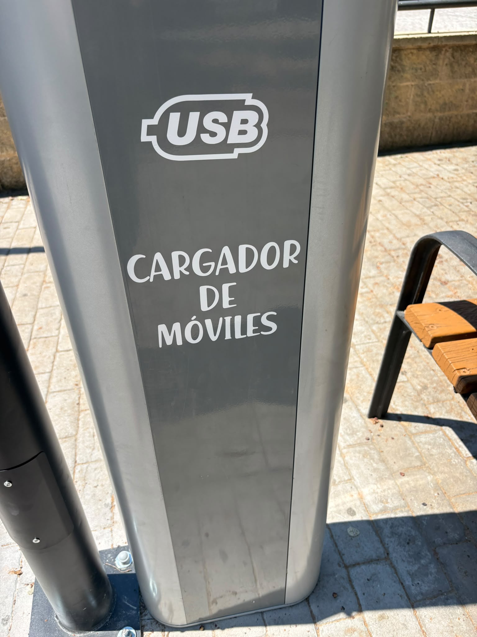 La Pobla de Farnals suma nuevos servicios de proximidad al espacio público