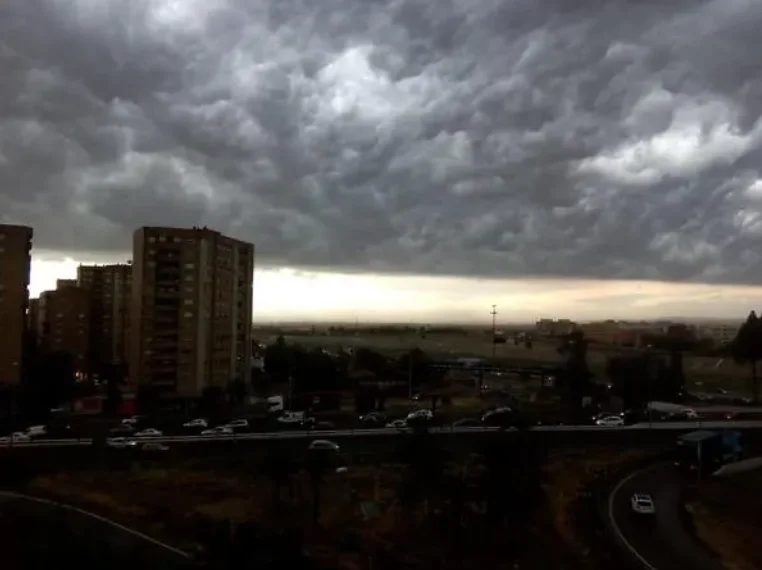 El temporal azota la provincia de Valencia con rachas de viento de más de 110 km/h