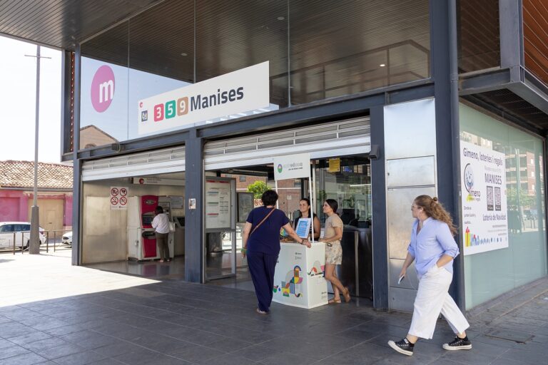 Stand Emtreduca en Manises