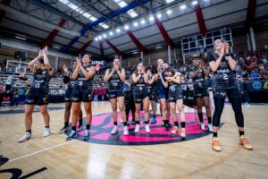 Valencia Basket gana a Casademont Zaragoza y estará en su sexta final seguida de Supercopa LF Endesa