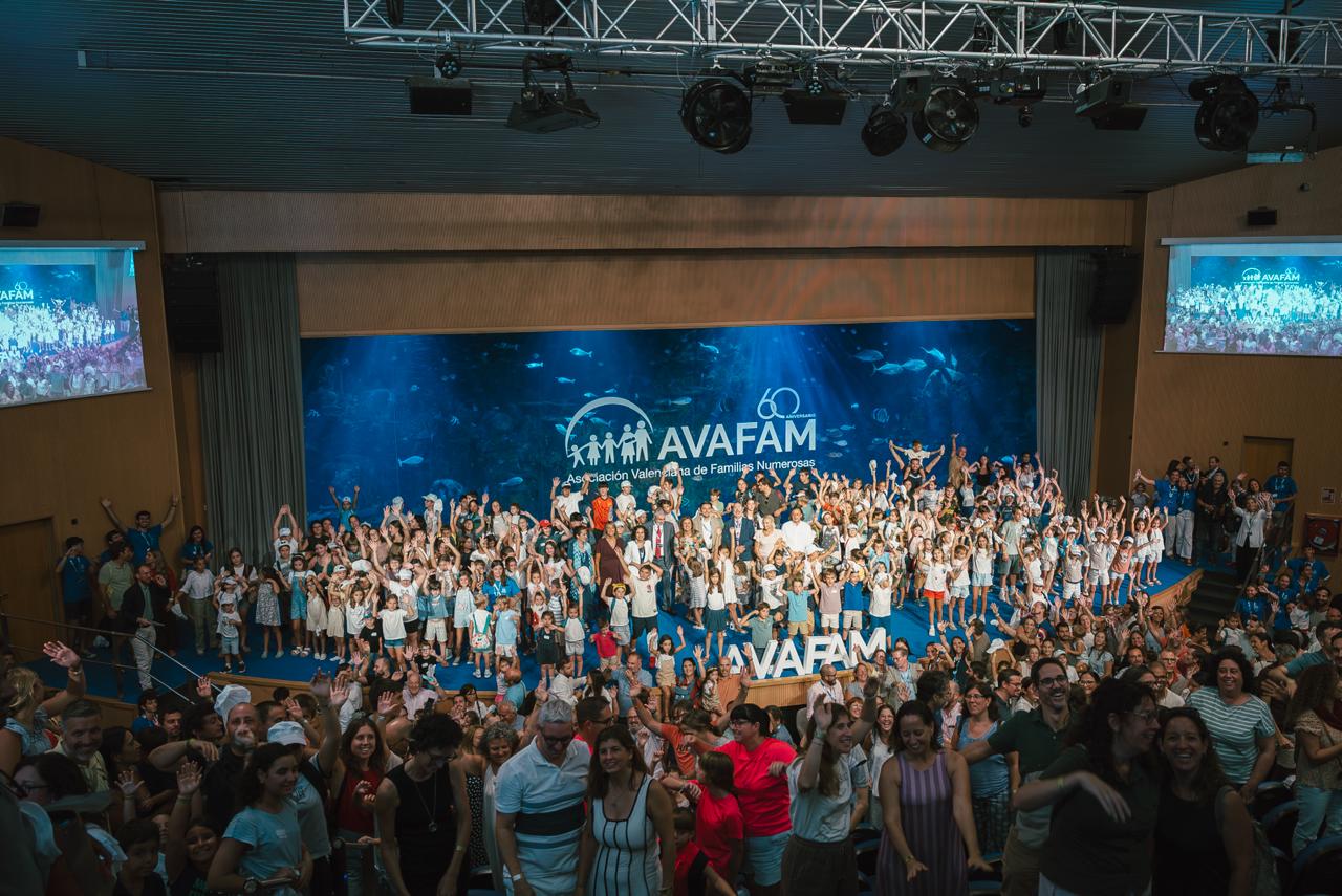 El Oceanogràfic de Valencia ha acogido este domingo a más de 1.200 personas en el 60.º Aniversario de AVAFAM