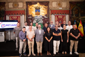 AMDComVal se transforma en Mitjans