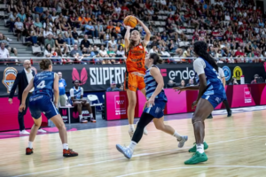 El Valencia Basket conquista su cuarta Supercopa LF Endesa tras superar al Innova-tsn Leganés (76-64)