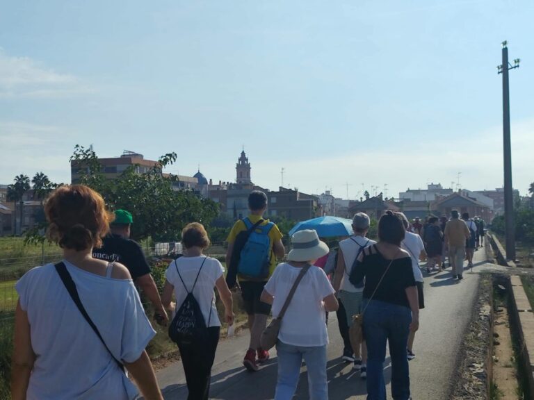 Foios homenatjea a les dones de la Jutera amb una marxa intercomarcal