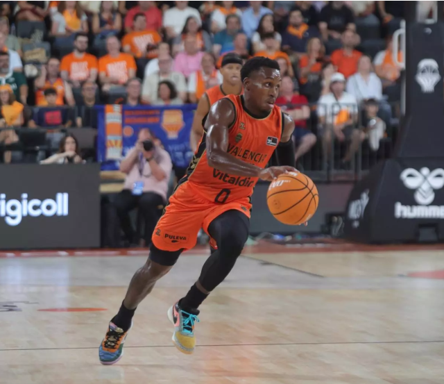 El Valencia Basket tropieza en el Roig Arena en un amargo debut liguero ante el iLERNA Lleida (100-105)