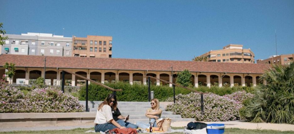 A prisión un hombre acusado de violar a otro en el Parc Central de València
