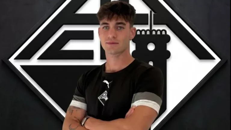 Xavi Grande nuevo jugador de la Academica de Coimbra, de la segunda división de Portugal