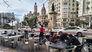 Terrazas de hostelería de la plaza de L’Ajuntament de València
