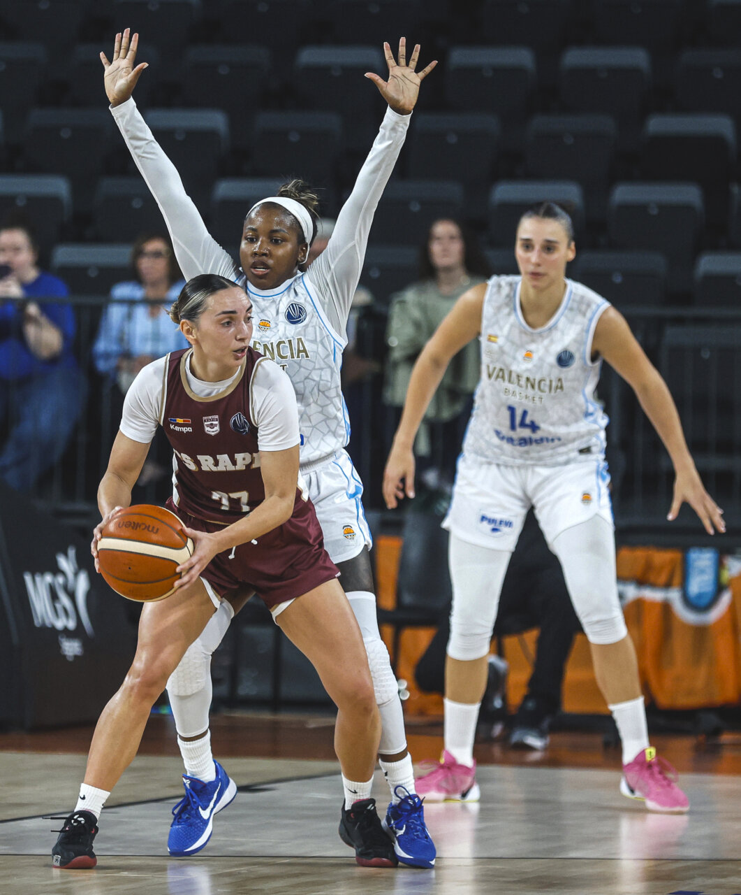 Valencia Basket logra su primera victoria en la EuroLeague Women con récord de triples (105-47)