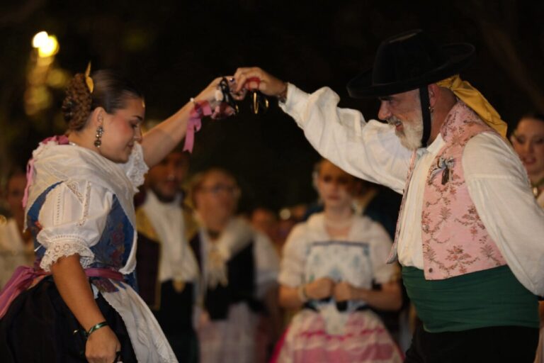Dansa-Grup-de-Danses-Tribunal-de-les-Aigues-02