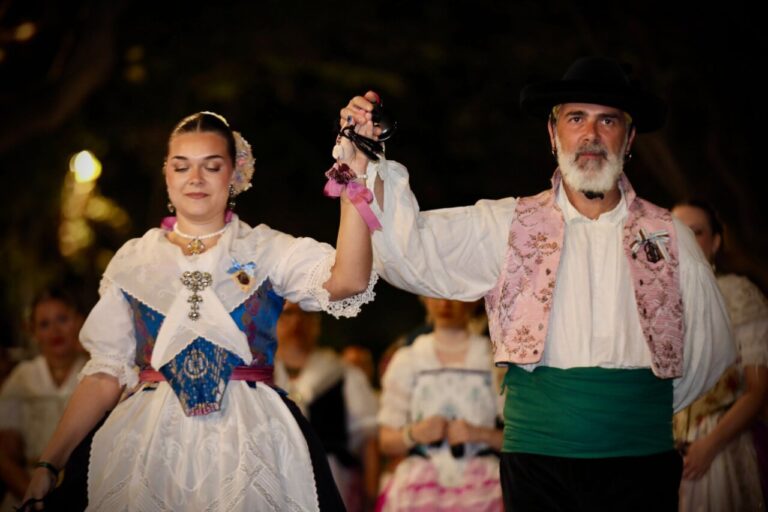 Dansa-Grup-de-Danses-Tribunal-de-les-Aigues-04