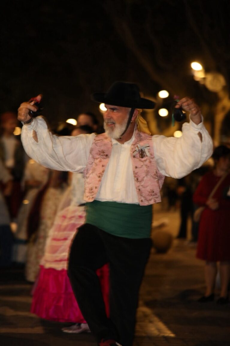 Dansa-Grup-de-Danses-Tribunal-de-les-Aigues-09